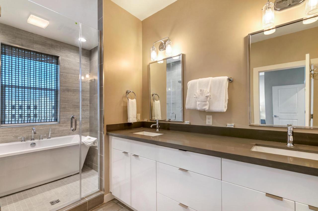 New Construction Elegant Villas New Orleans Bagian luar foto